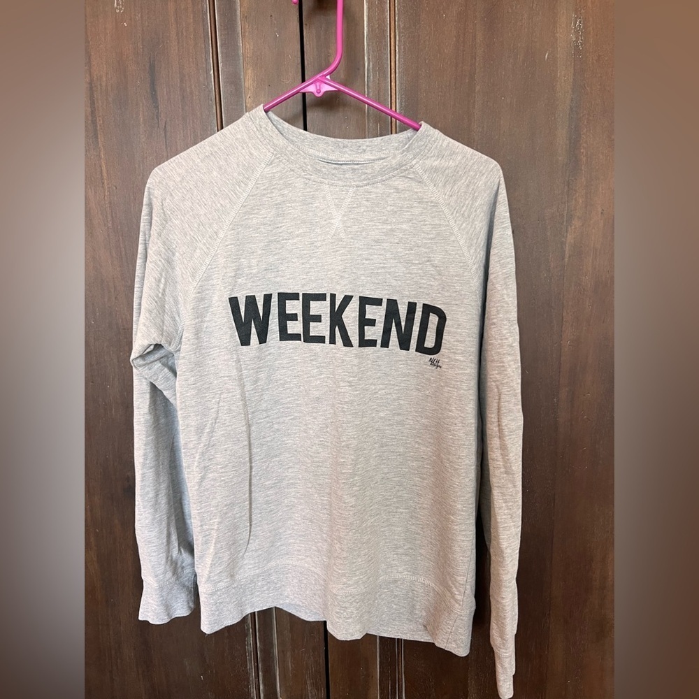Gray 'WEEKEND' Sweatshirt